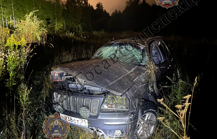 В Щекинском районе нетрезвый водитель Jeep Grand Cherokee Overla устроил ДТП