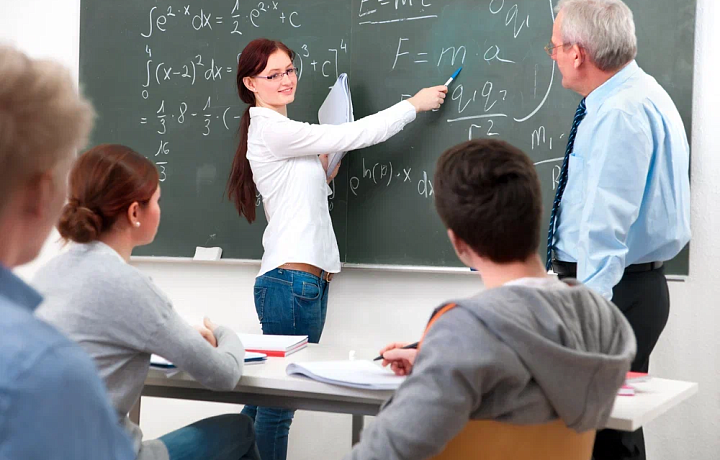 Родители тульских выпускников рассказали, куда планируют поступать их дети