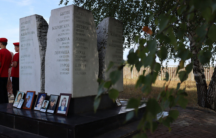 Погибли 43 человека: 24 августа 2004 года в Тульской области после теракта рухнул самолет Ту-134