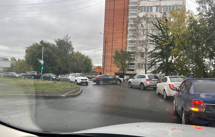 Неразбериха на дороге: как теперь  проезжать по улице Рязанская