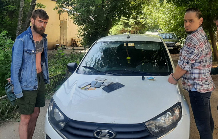 Тульские оперативники задержали мошенников, обманывавших пожилых граждан