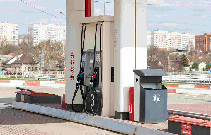 Цены на бензин в Туле устаканились, но все еще выше на 15%, чем в начале лета