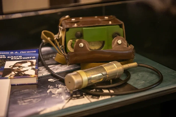 Из сухих фактов создать живую историю – драматург и режиссер о спектакле «Легасов: надо жить»