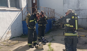 В одном из веневских колледжей спасатели провели пожарные учения