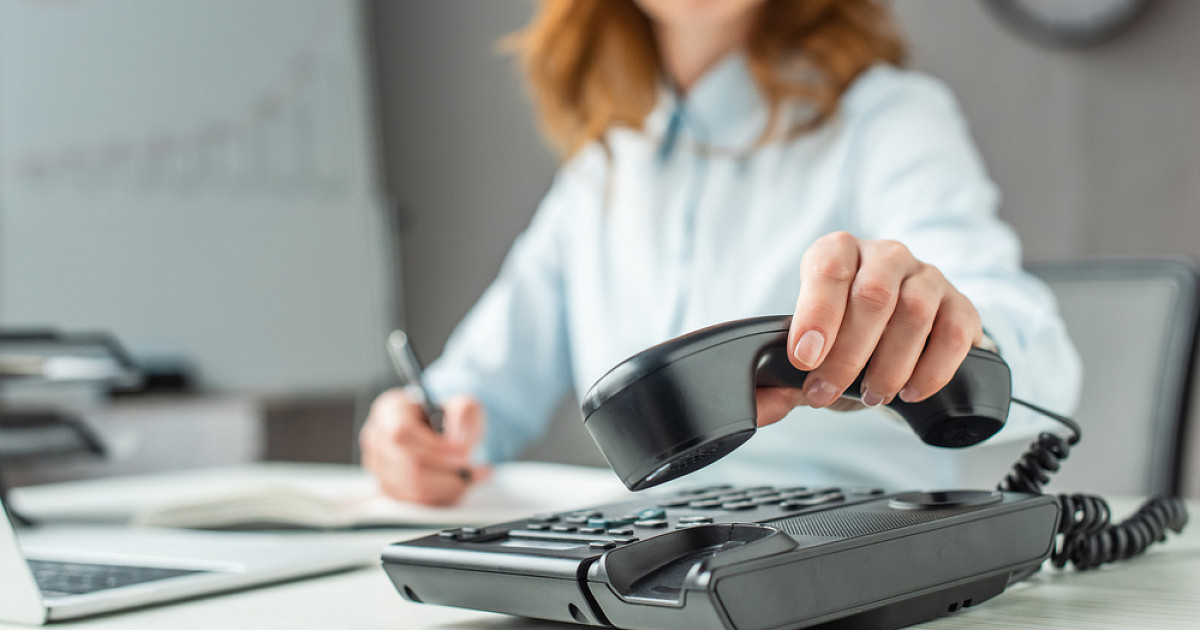 горячая линия. телефон доверия. Samsung номер телефона горячей линии. домашний телефон. режим работы горячей линии.