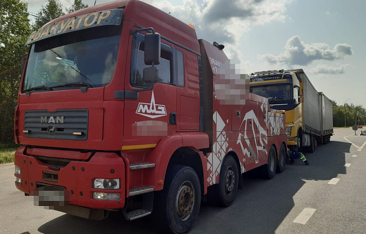 Тульские таможенники задержали фуру с нелегальными импортными товарами на 14 миллионов рублей