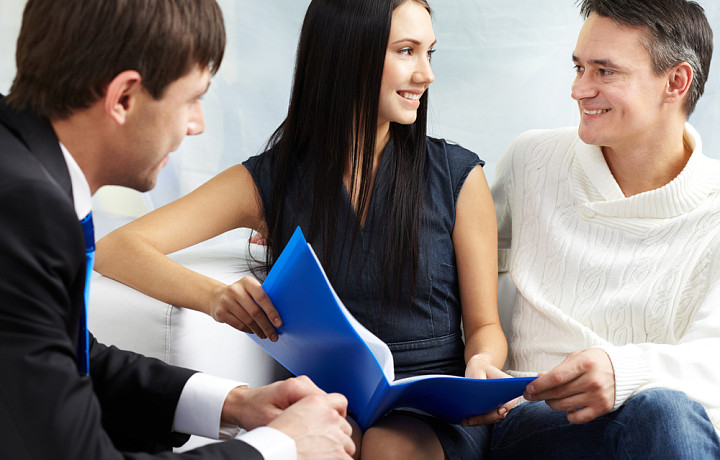 Эксперты рассказали, как правильно общаться с незрячими людьми