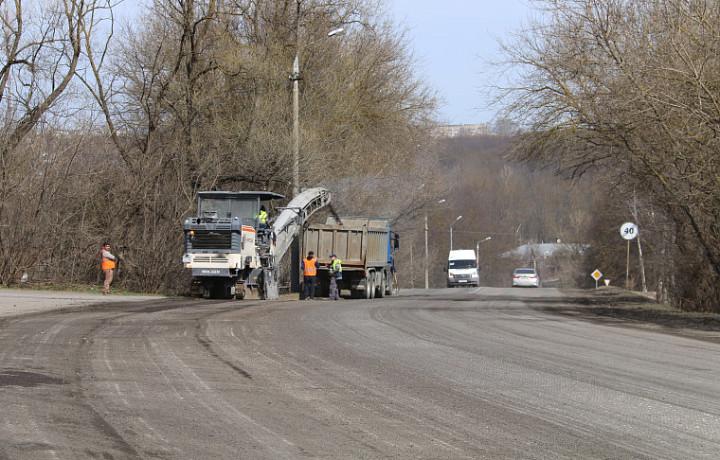 В Туле начали ремонтировать дороги по программе БКД