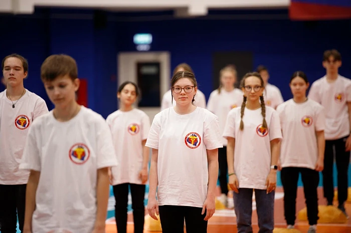 Туляки отработали навыки оказания первой помощи в рамках флешмоба «Дети спасают жизни»