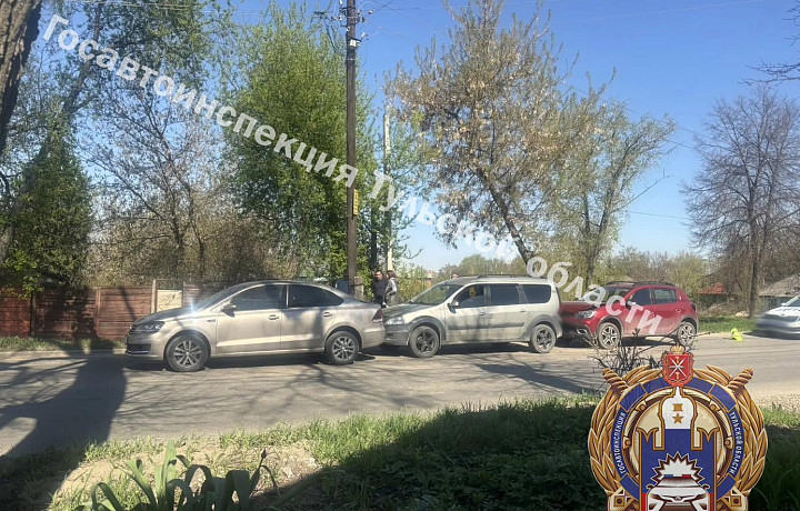 ДТП из трех машин произошло в Туле 5 мая