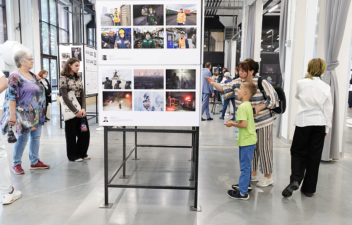 В Туле прошло открытие выставки молодых фотографов России
