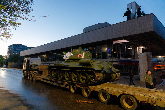 Фоторепортаж: в Туле прошла вторая репетиция Парада Победы