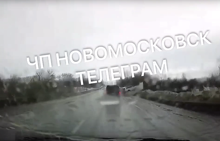 В сети появилось видео с моментом жесткого ДТП под Узловой