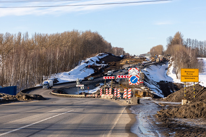 Дом, который построил неизвестно кто: В Туле ищут владельца полуразрушенного строения у трассы «Крым»