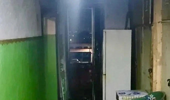 12 человек эвакуировали из горящего общежития в Туле