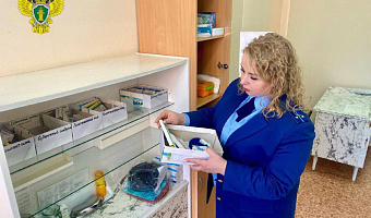 Прокуратура выявила нарушения в медкабинетах трёх школ Алексина