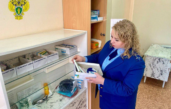Прокуратура выявила нарушения в медкабинетах трёх школ Алексина