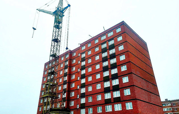 Строительство жилой многоэтажки для детей-сирот в тульском Плеханово завершат в 2026 году