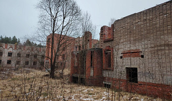 В Алексине за 82 млн рублей снесут недостроенный дом для пожилых и инвалидов