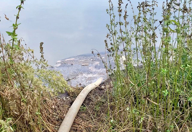 В Узловском районе местные жители пожаловались экологам на неприятный тошнотворный запах