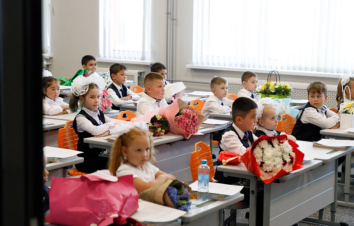 Только 4% родителей тульских первоклассников проголосовали за мужчин-педагогов в начальной школе