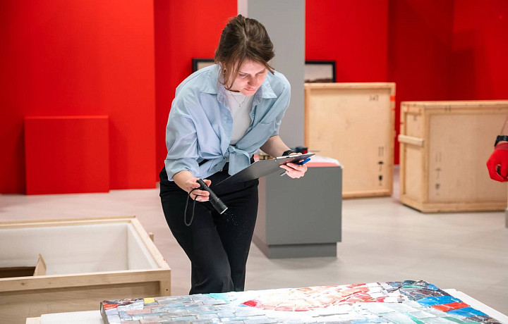 В Тулу впервые приехали работы художника Александра Дейнеки