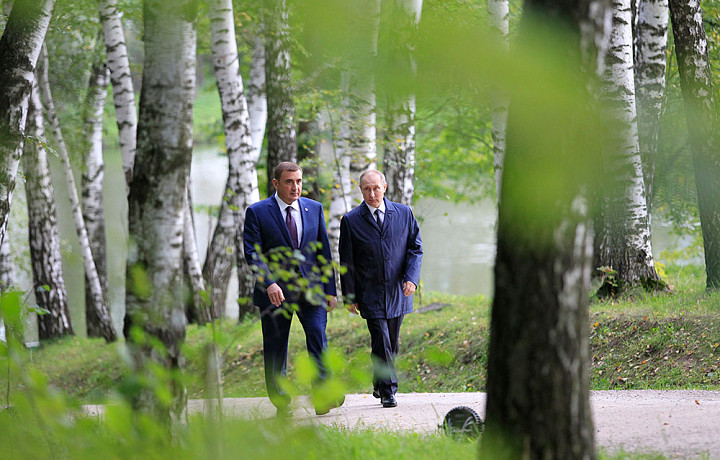 Губернатор Тульской области поздравил Владимира Путина с юбилеем