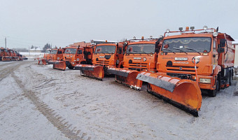 Дополнительная техника выйдет на борьбу со снегопадом в Туле: какие участки будут убирать в первую очередь