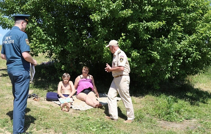 Тульские спасатели проконтролировали соблюдение правил безопасности на водоемах