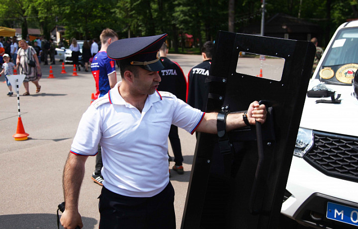 Тульские полицейские отметили 307-летие со Дня образования ведомства