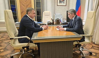 Алексей Дюмин отмечает день рождения: губернатор Тульской области поздравил экс-главу региона