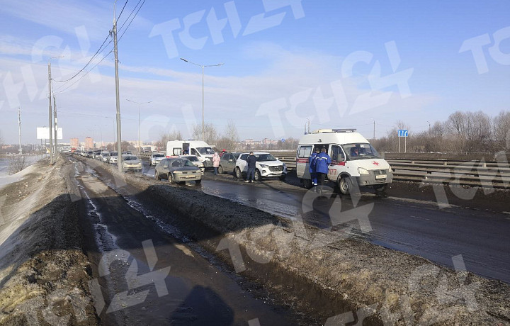 На Восточном обводе произошло ДТП с участием 4-х машин