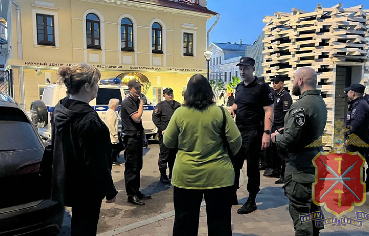 В центре Тулы силовики провели рейды по поиску подростков и пьяных
