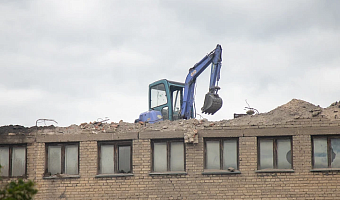 В Белеве после вмешательства прокуратуры снесут два аварийных дома