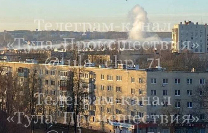 «Прорвало теплотрассу?»: Утром жители Новомосковска увидели белый столб дыма