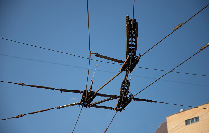 Троллейбусы встали на проспекте Ленина в Туле утром 6 августа