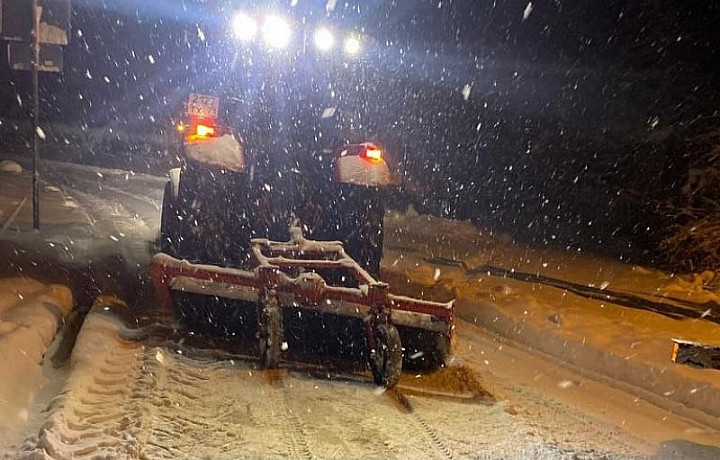 В Туле 16 декабря продолжилась уборка снега