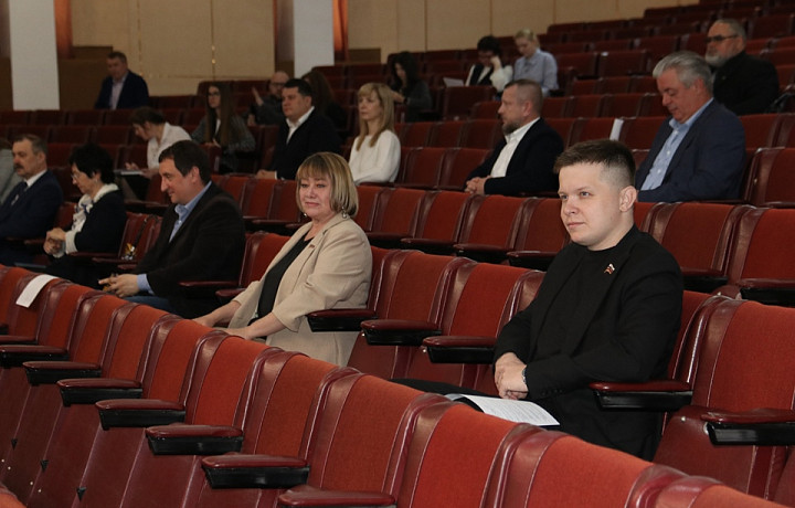 Новый состав общественного совета и передача помещений в пользование: какие решения приняли депутаты Тульской гордумы