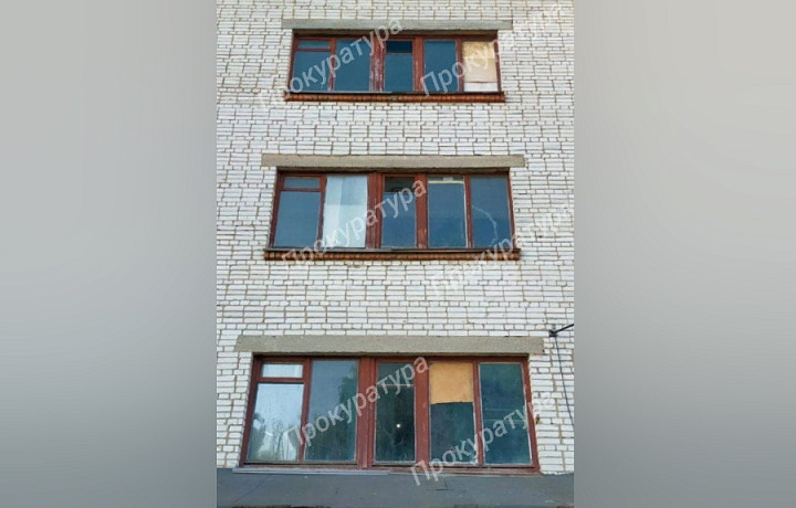 Прокуратура обязала администрацию тульского Болохово привести аварийный дом в порядок