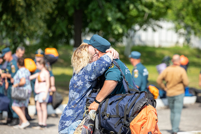 «Мы работаем не за госнаграды»: Сотрудники Тульского спасцентра рассказали о работе в Мариуполе