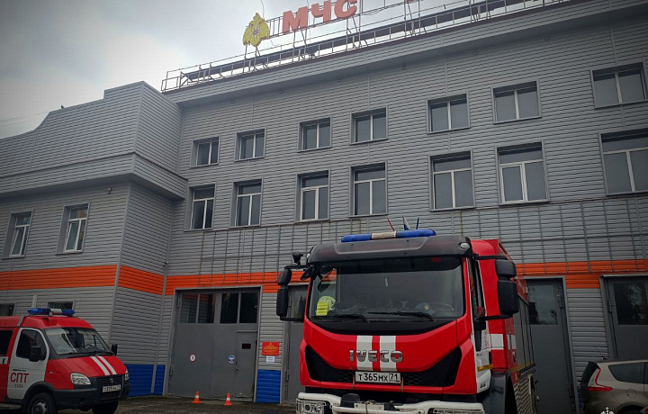 За сутки в Тульской области случились три пожара и четыре ДТП