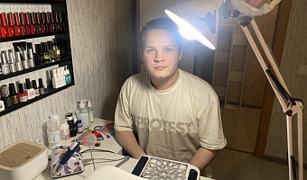 «Мастер маникюра почти как психолог, ему доверяют свои проблемы»: туляк рассказал, почему выбрал такую необычную для мужчины профессию