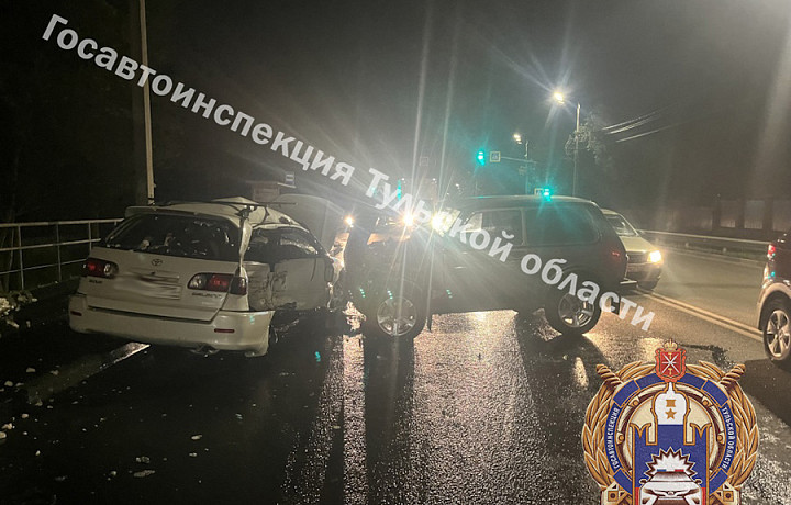 Пьяный водитель Toyota устроил ДТП на Московском шоссе в Туле