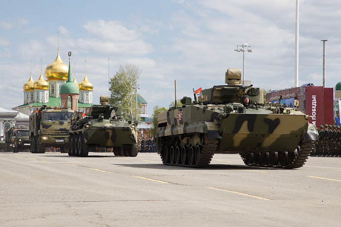 В Туле состоялся военный парад в честь Победы в Великой Отечественной войне