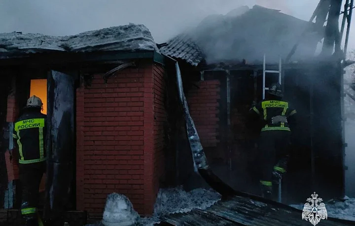 В Тульской области 6 февраля спасатели потушили пять пожаров