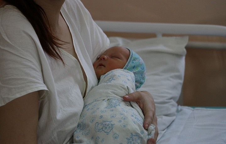 В новогодние праздники в Новомосковске родились 12 малышей