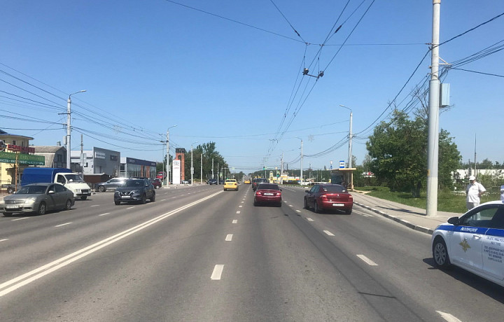 На улице Октябрьской в Туле иномарка сбила 51-летнего пешехода