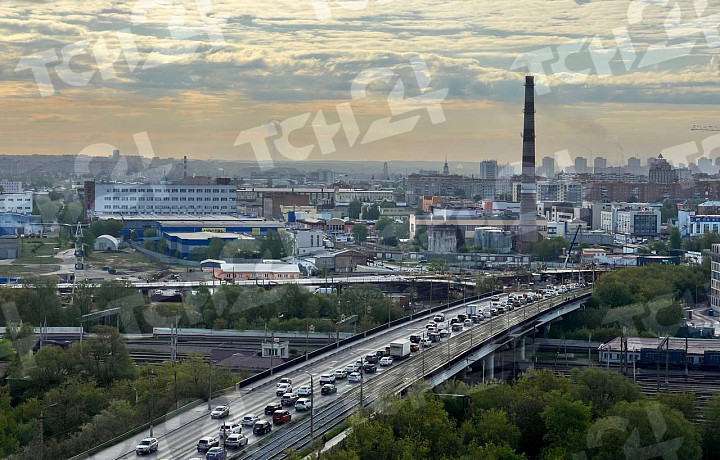 Из-за ДТП на Павшинском мосту в Туле собралась пробка утром 6 мая