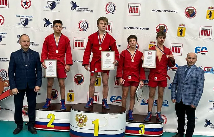 Тульские спортсмены стали призерами Первенства ЦФО по самбо