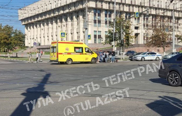 В Туле произошло ДТП с самокатчиком